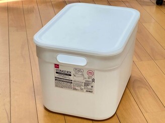 片付けが苦手でも大丈夫【ダイソー「フタ付きボックス」】が超万能！整理収納のプロが実践「ラクに続く片付け術」4選のイメージ画像