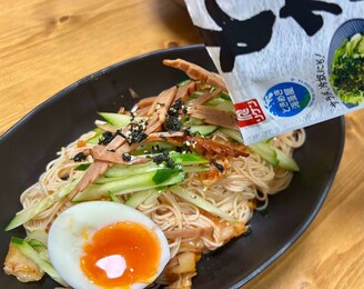 【3束ペロリだよ(泣)】「めんつゆだけ、飽きました…」“そうめん食べ過ぎの民”も感激〜！「ザクザク」さっぱりなのにパンチあり！のイメージ画像