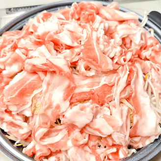 【超背徳レシピ】麺なしでもイケる「二郎系肉野菜鍋」何も言わずにとにかく作ってみてほしい！のイメージ画像