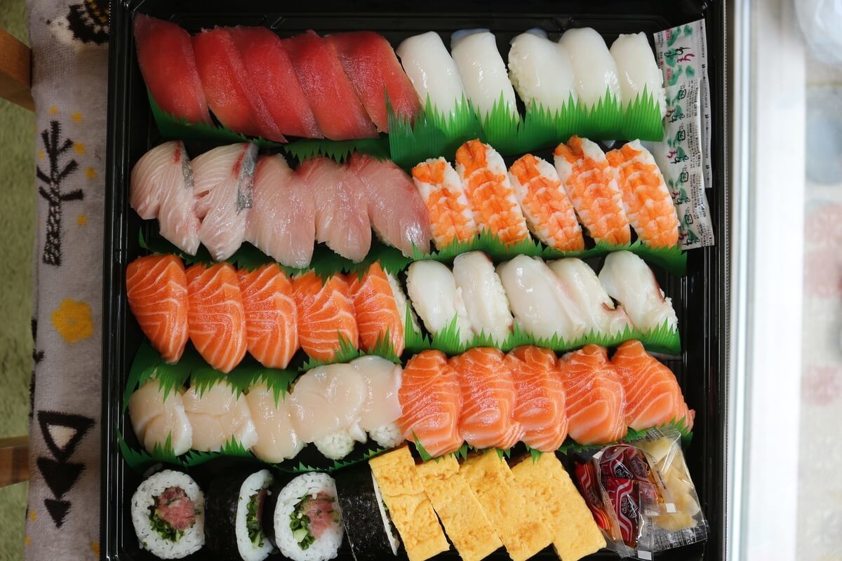 コストコ寿司ファミリー48貫