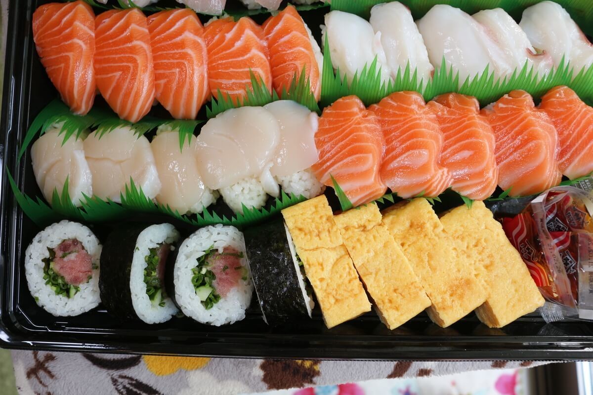 コストコ寿司ファミリー48貫