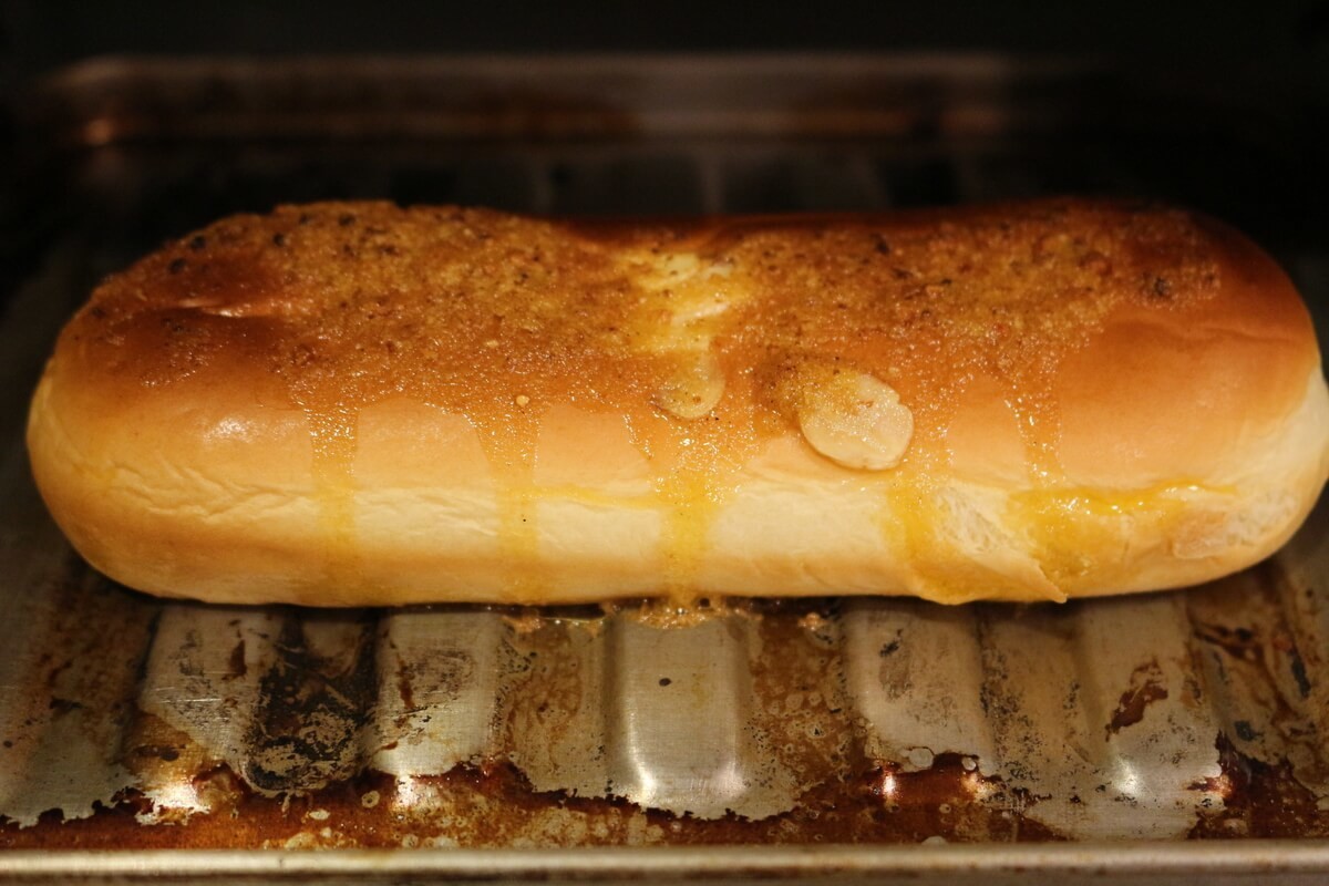 カルディオリジナル ぬって焼いたらカレーパン