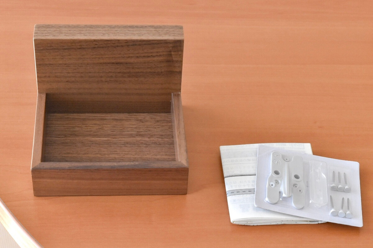 無印良品「壁に付けられる家具」に新タイプが登場！「置きっぱなし