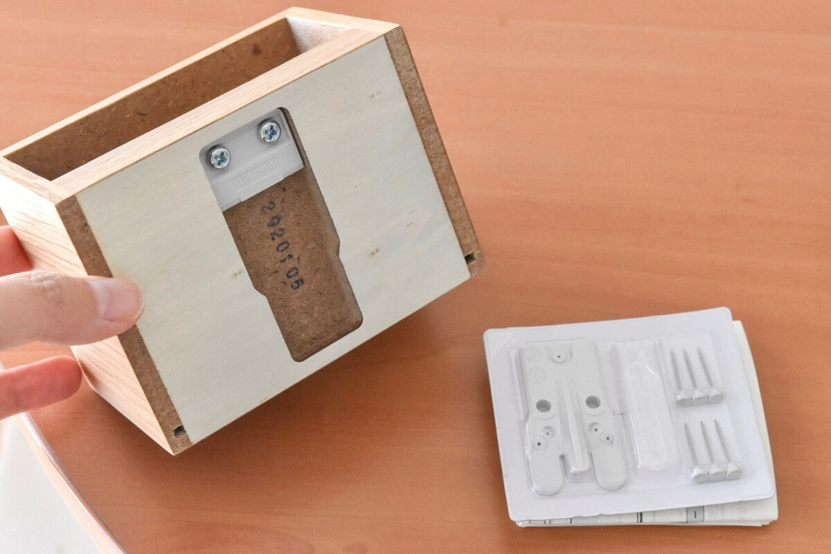 無印良品「壁に付けられる家具」に新タイプが登場！「置きっ