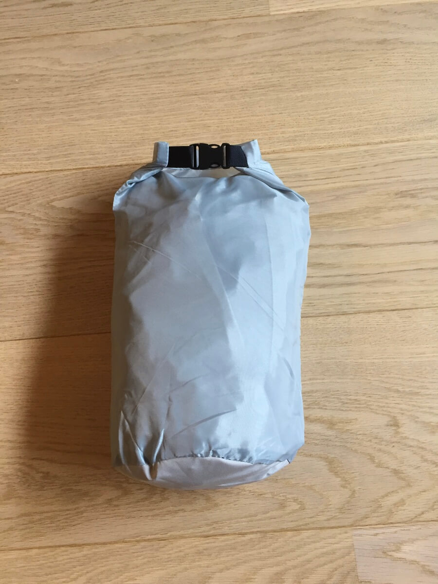 3レイヤー透湿ストレッチレインスーツ