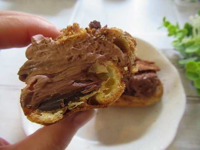 ピエール・エルメ　シグネチャー　エクレア　ショコラ