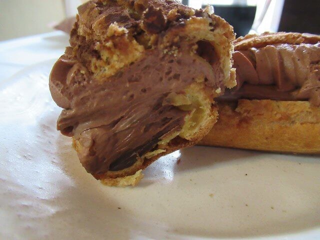 ピエール・エルメ　シグネチャー　エクレア　ショコラ