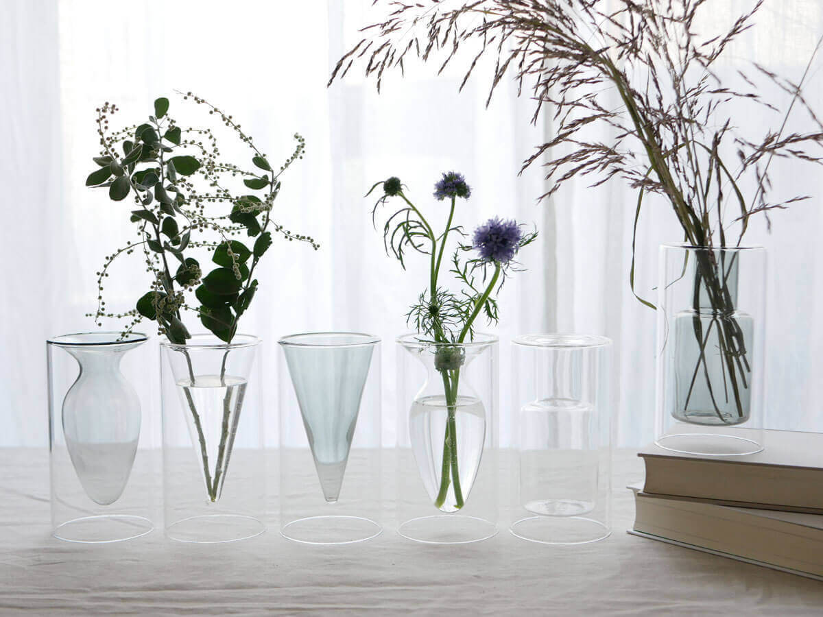 個性的なアート花瓶からハンサム花瓶まで【春のフラワーベース