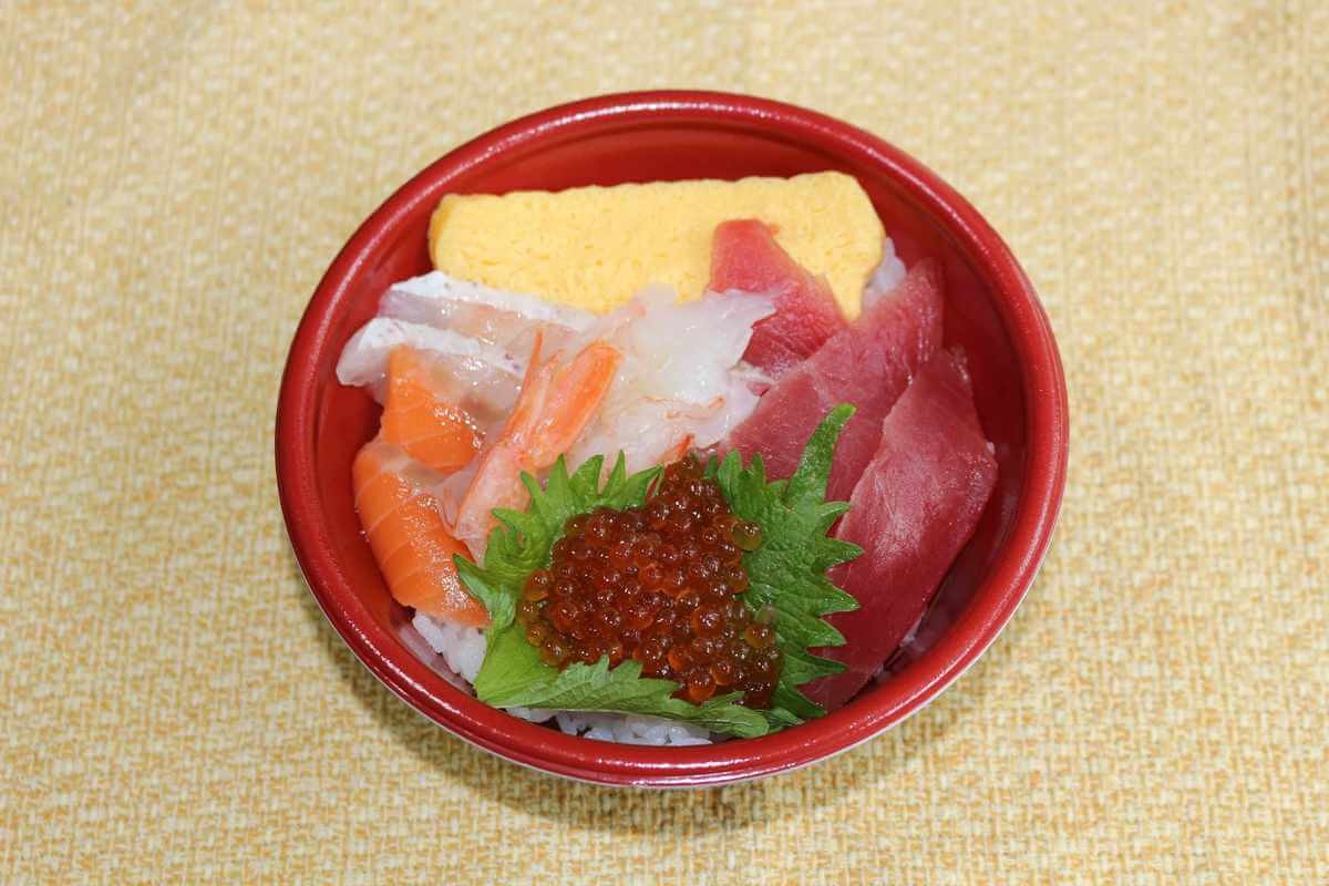 はま寿司特上5種の海鮮丼