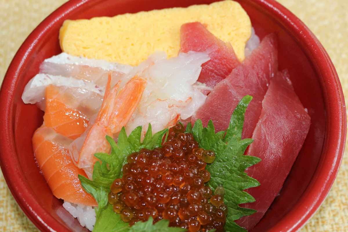 はま寿司特上5種の海鮮丼