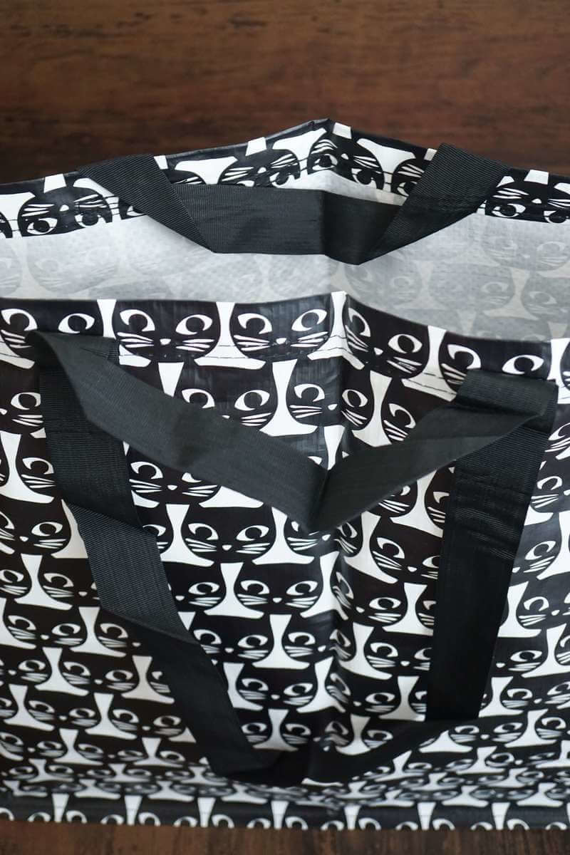 今だけSale ️ IKEA 新品未使用 wool100% 90 円形 ラグ IKEA \"Strib\" 100% Wool Pile Rug