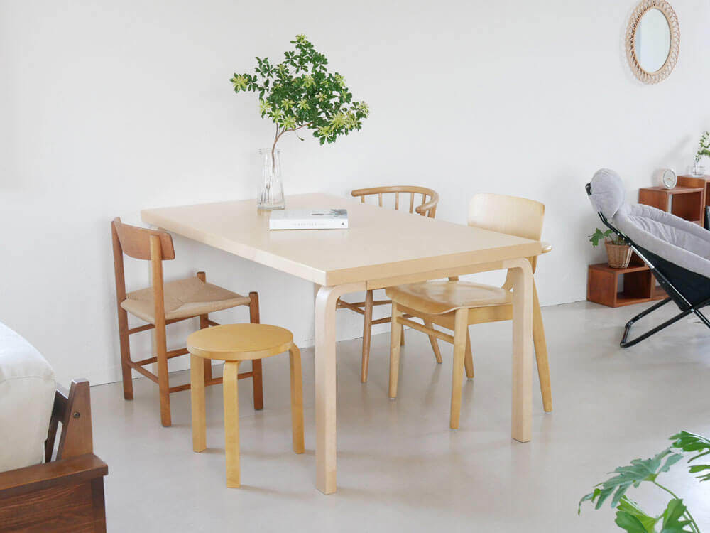 リビングに欠かせない！フィンランド発おすすめ「ダイニングテーブル