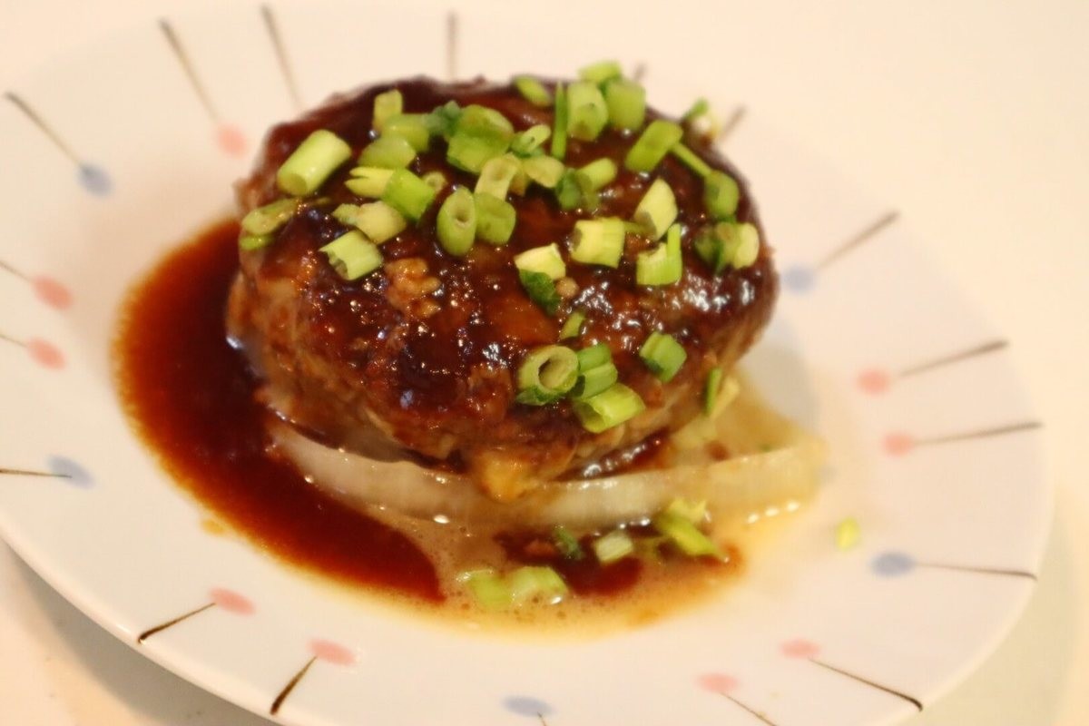 “チーズバーガーの中身”ハンバーグ