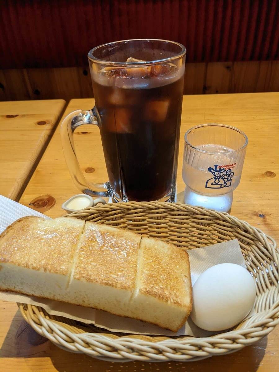 コメダ珈琲でらたっぷりアイスコーヒー