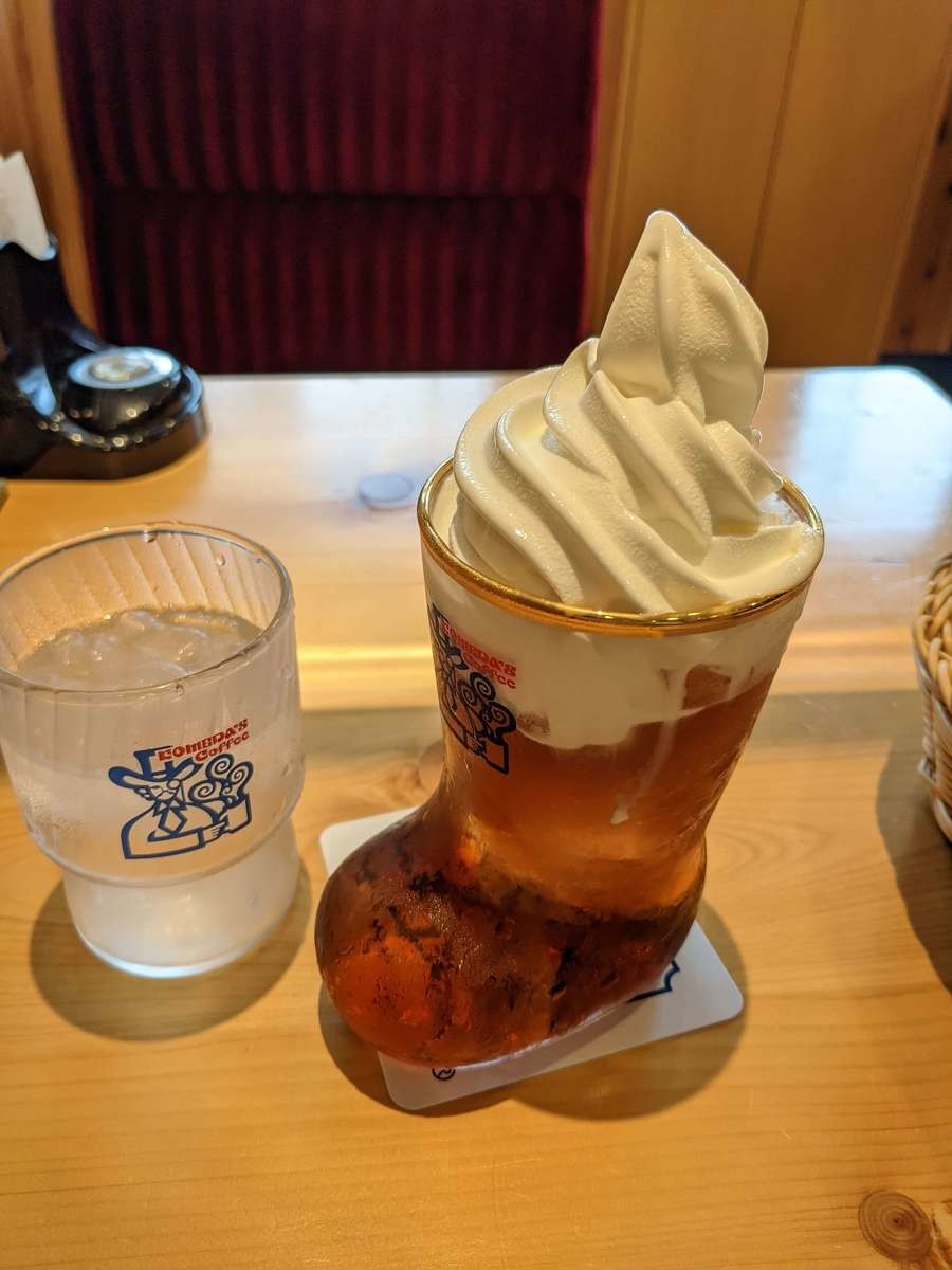 アイス・ド・ティーフロート