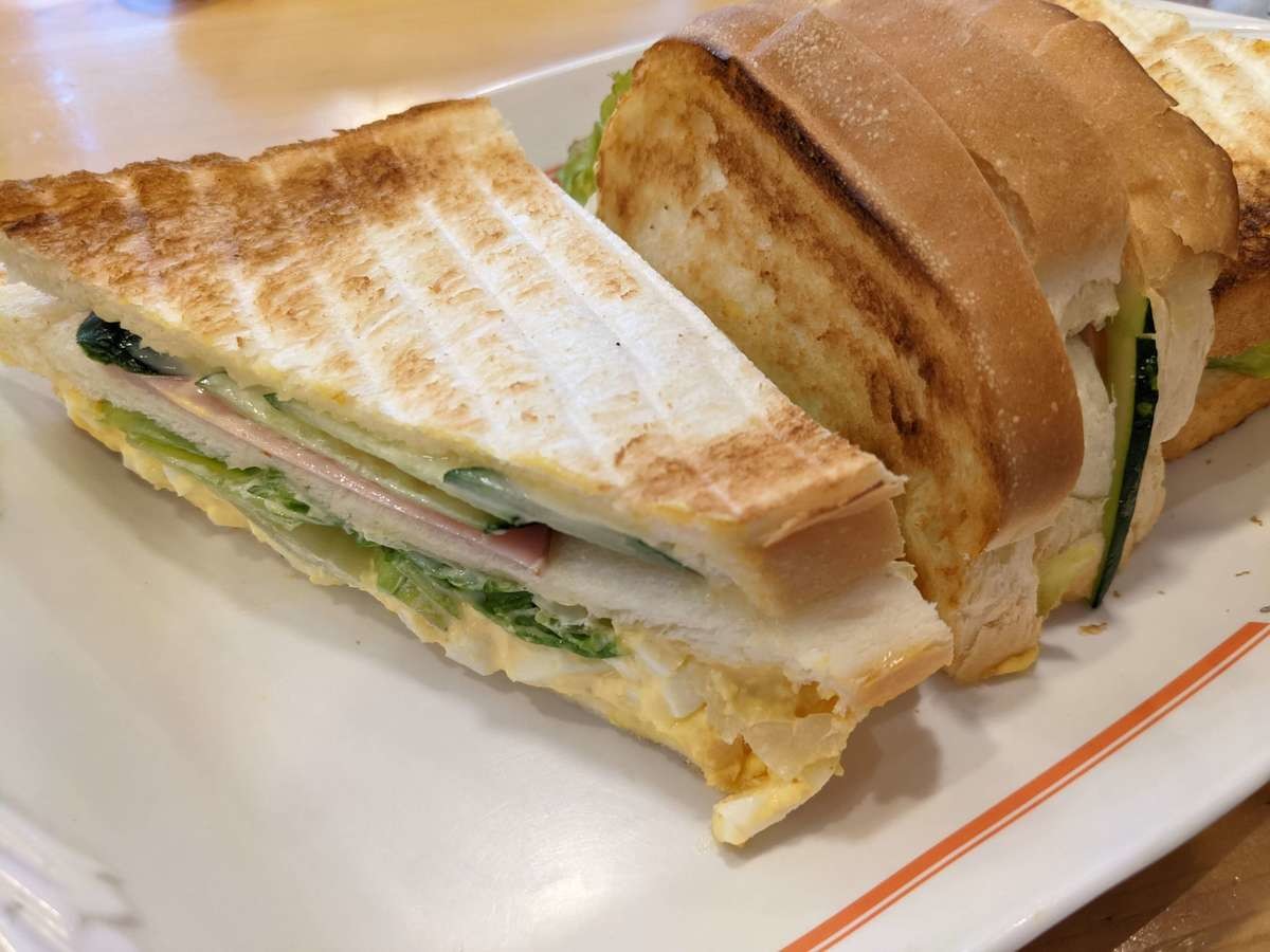 コメダ珈琲ハムサンドミックストースト