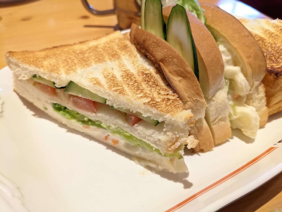 コメダ珈琲ハムサンドポテサラトースト
