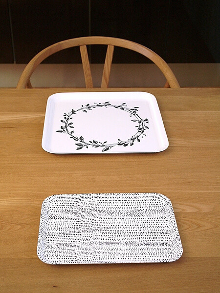 サッマンハング「トレイ(ホワイト・ ブラック)」