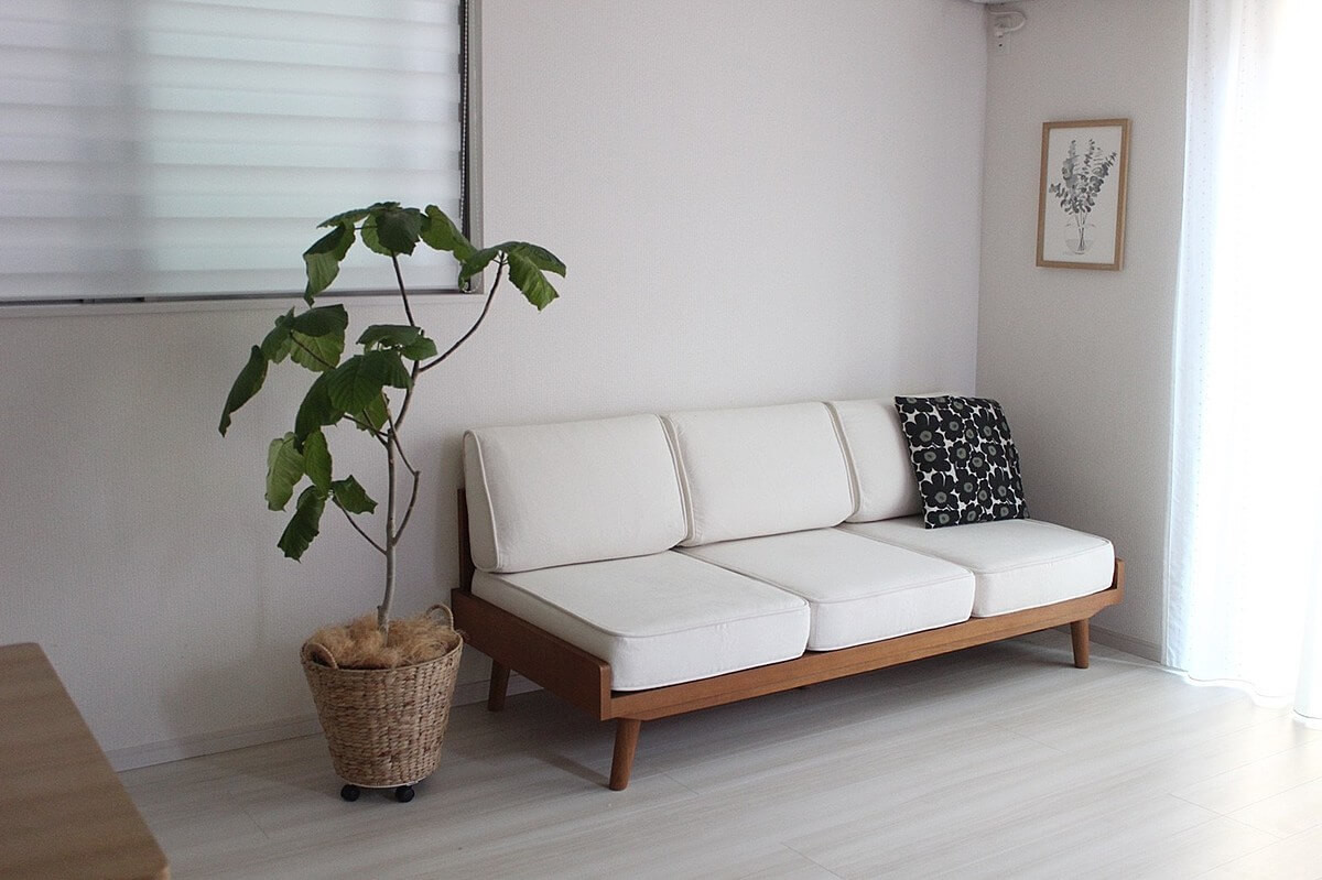 unico SIGNE カバーリング スツール ベージュ 新品同様 超美品 unico SIGNE（シグネ）カバーリングスツール SIGNE(シグネ