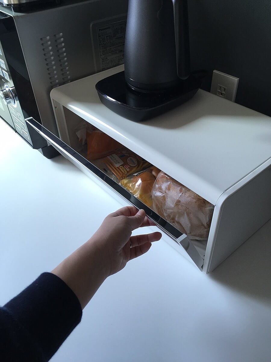 ブラバンシア「フォールフロント ブレッドビン ホワイト」