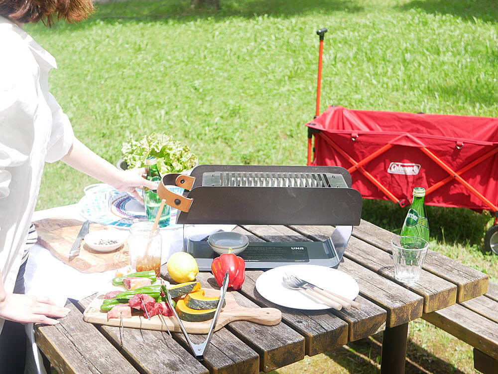 UNA GRILL ポータブルアウトドアグリル ストロベリーレッド 収納も困ら
