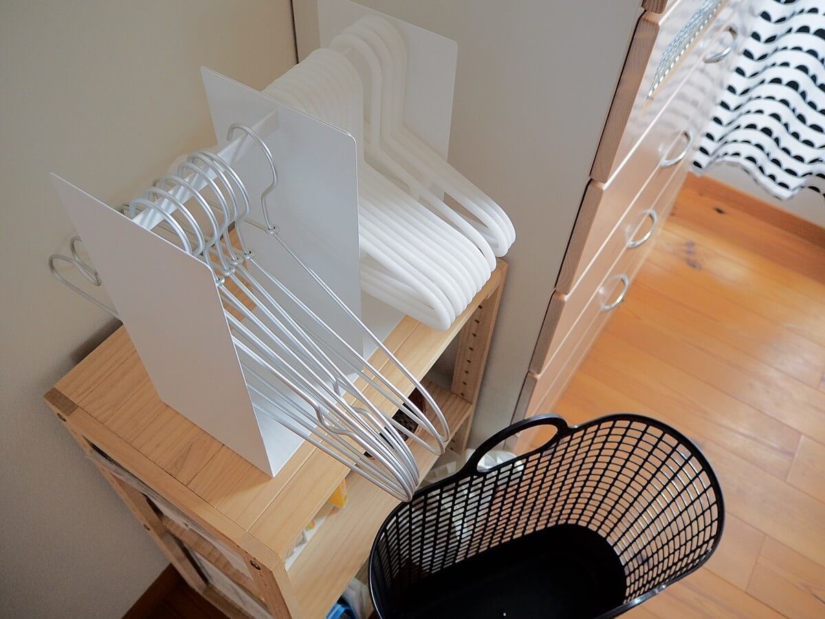 MUJI収納付き 服ハンガー(9月13日まで) 無印良品のアレも遂にお役御免に・・・気がつけば収納はYAMAZAKIタワー