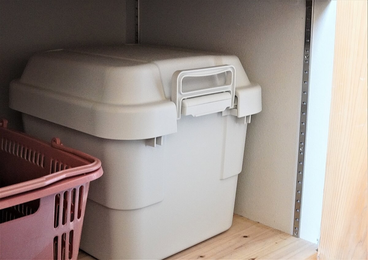 無印良品「ポリプロピレン頑丈収納ボックス」が超万能！防災・洗車に大