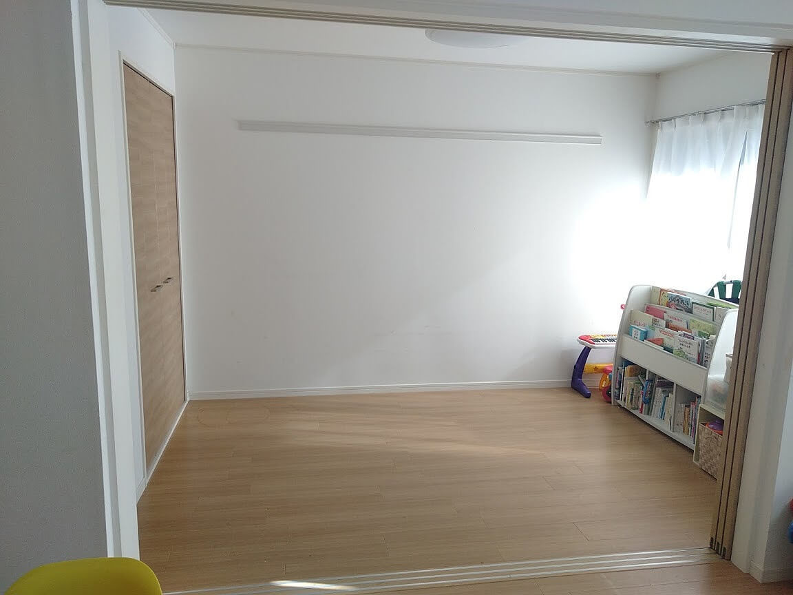 年収300万円台、貯金0円→年100万円貯めた人「2ステップ断捨離」方法