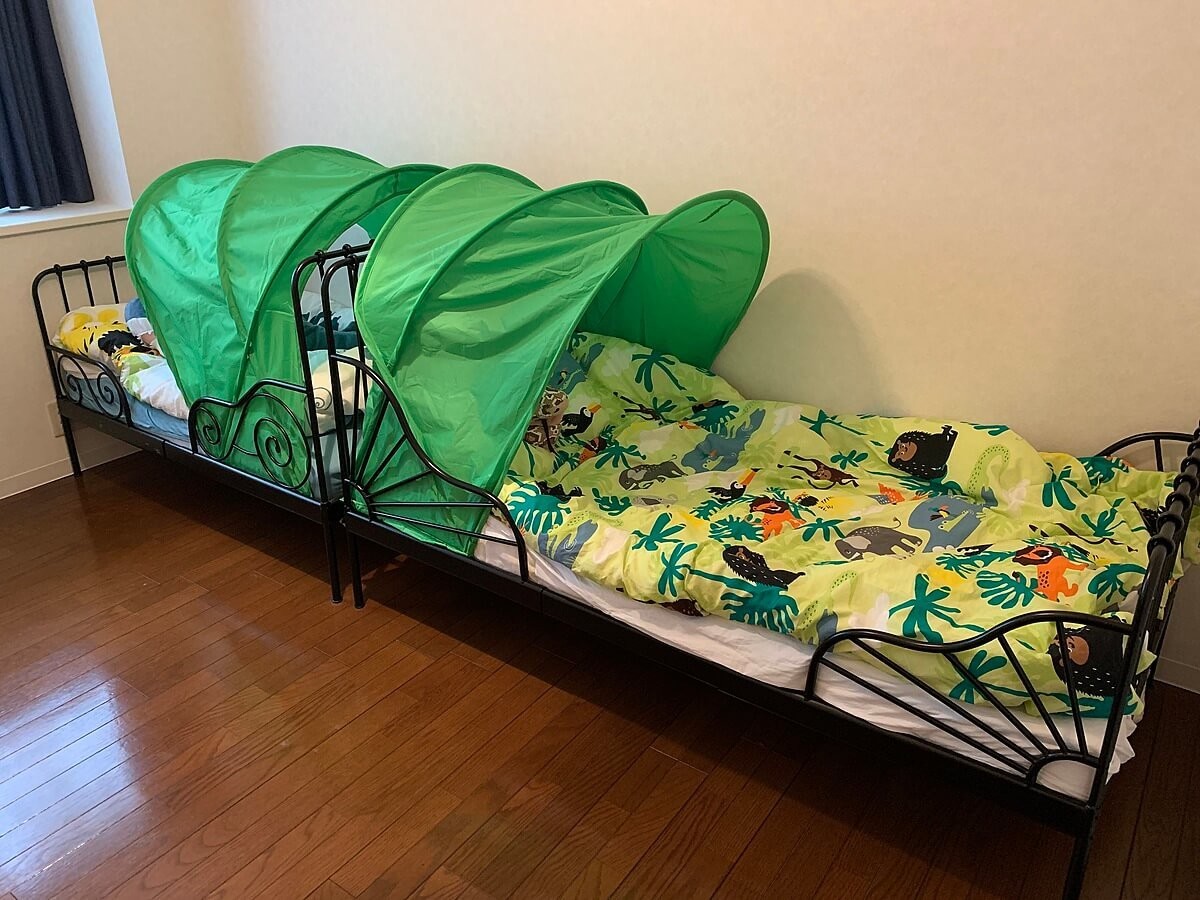 IKEAのテント付きベッド☆マットレスなし☆美品 IKEAだけで寝室コーデ！「サメのぬいぐるみ」も映える「ベッドテント