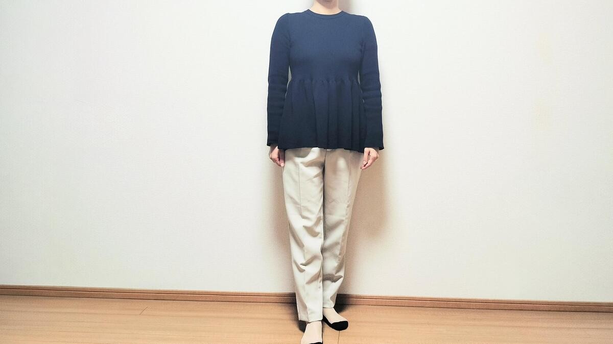 GU新作「ペプラムニットプルオーバーQ」