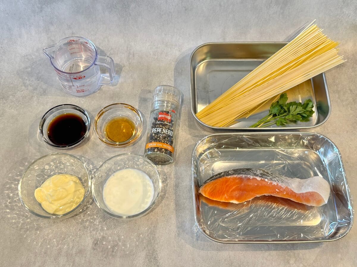 クレハ公式「レンジde鮭クリームパスタ」