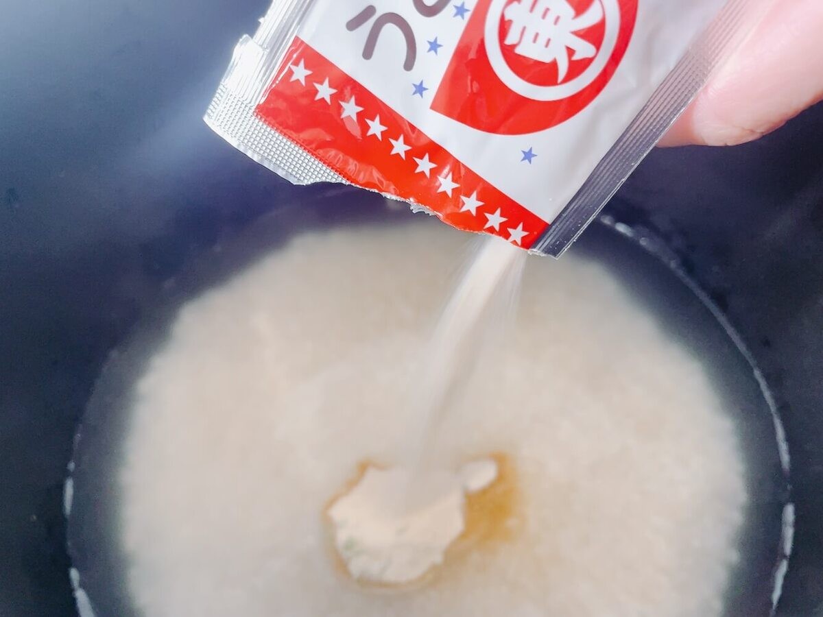 丸ごとソーセージの炊き込みご飯