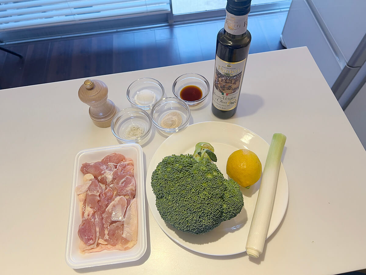 ブロッコリーと鶏肉の塩レモン炒め