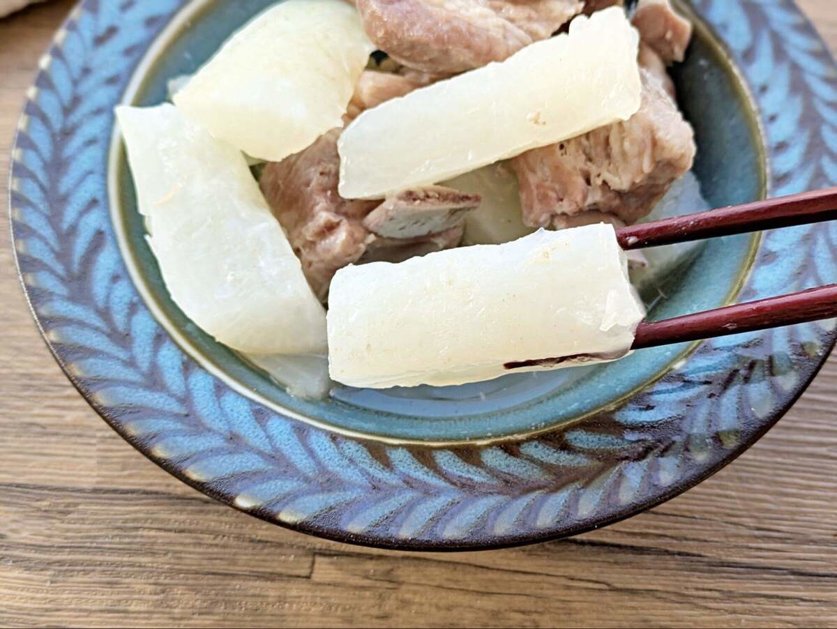 土井善晴さん「スペアリブと大根の塩煮」