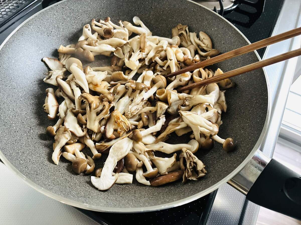 和田明日香さん「秋の香ばし混ぜごはん」