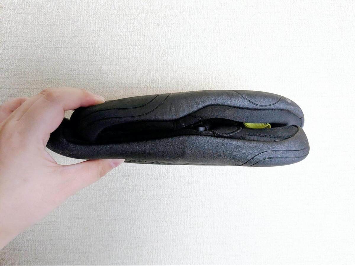 レジャーやキャンプにぴったりな水陸両用シューズ
