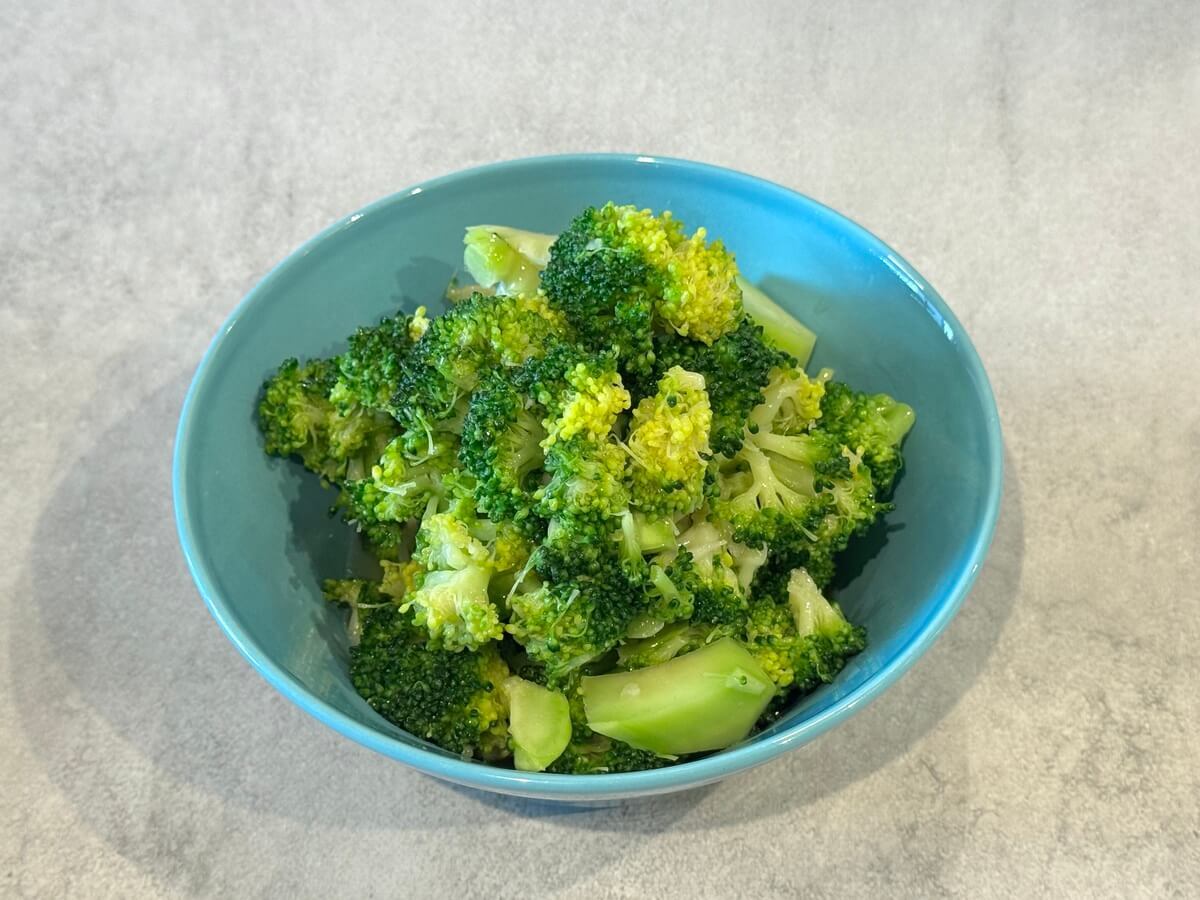 ブロッコリーのレンチンナムル