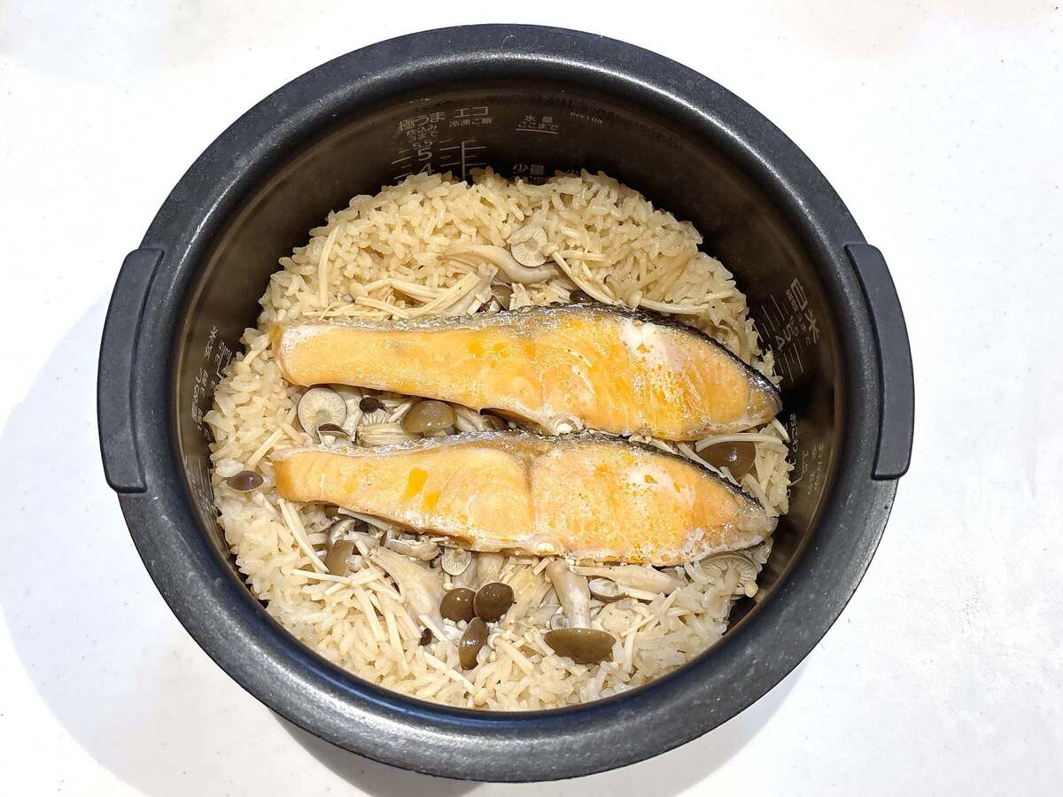 「焼き肉のたれで炊き込みご飯」