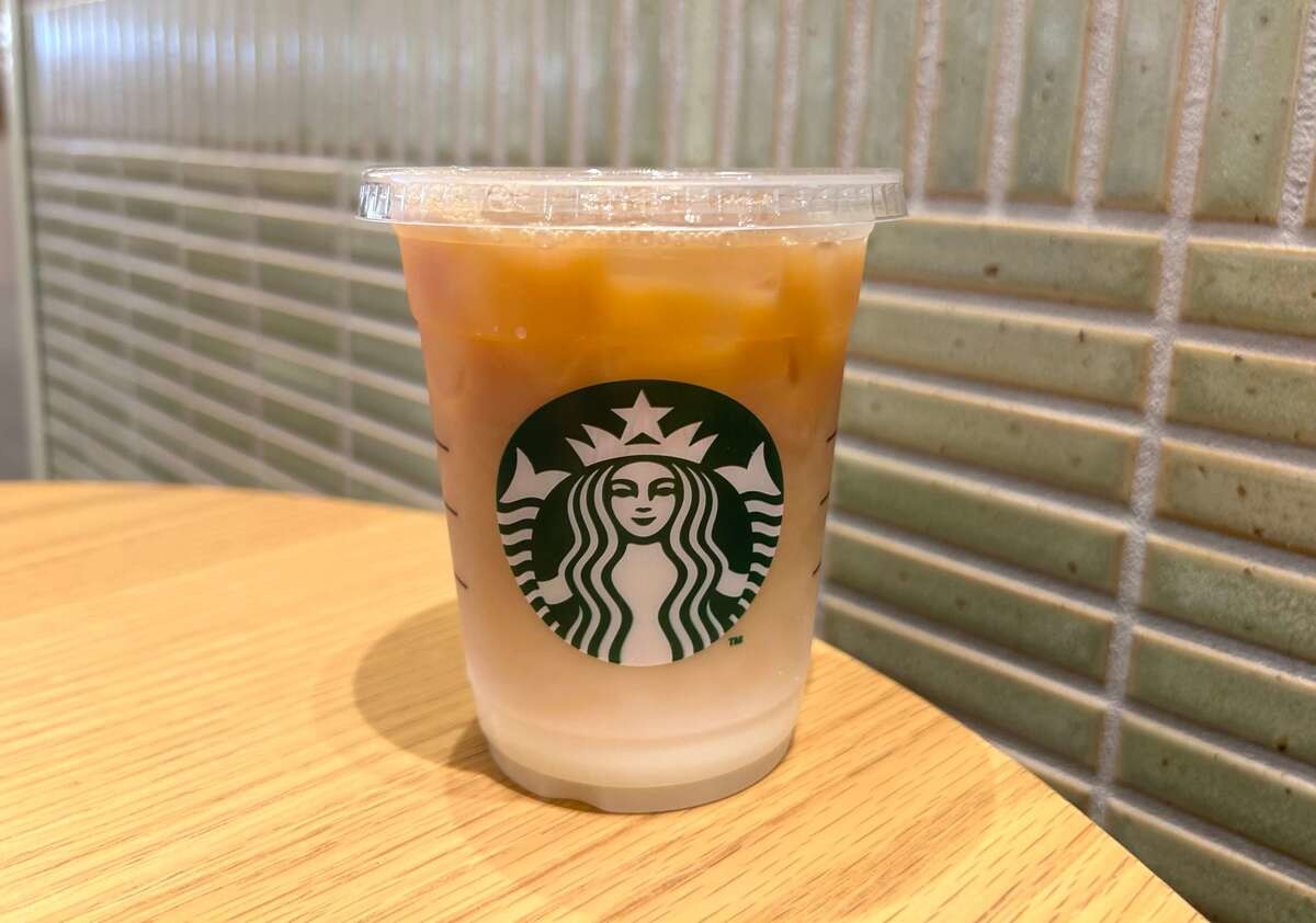 スタバ「ほうじ茶＆クラシックティーラテ」