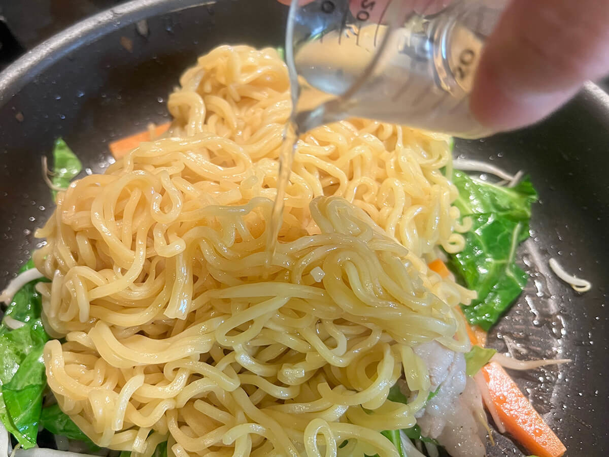 宝酒造さん「こってり甘口焼きそば」