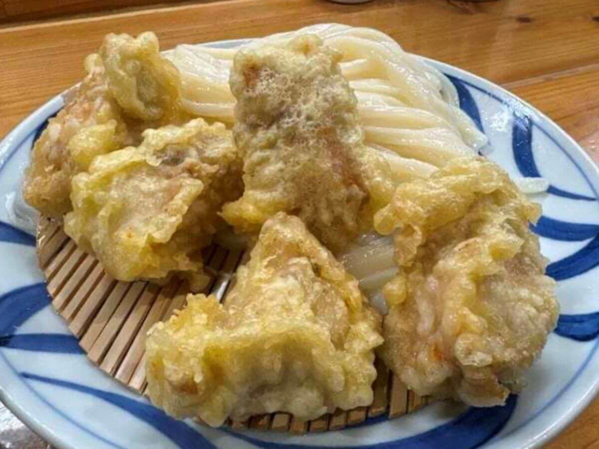 「手打ちうどんはりや」