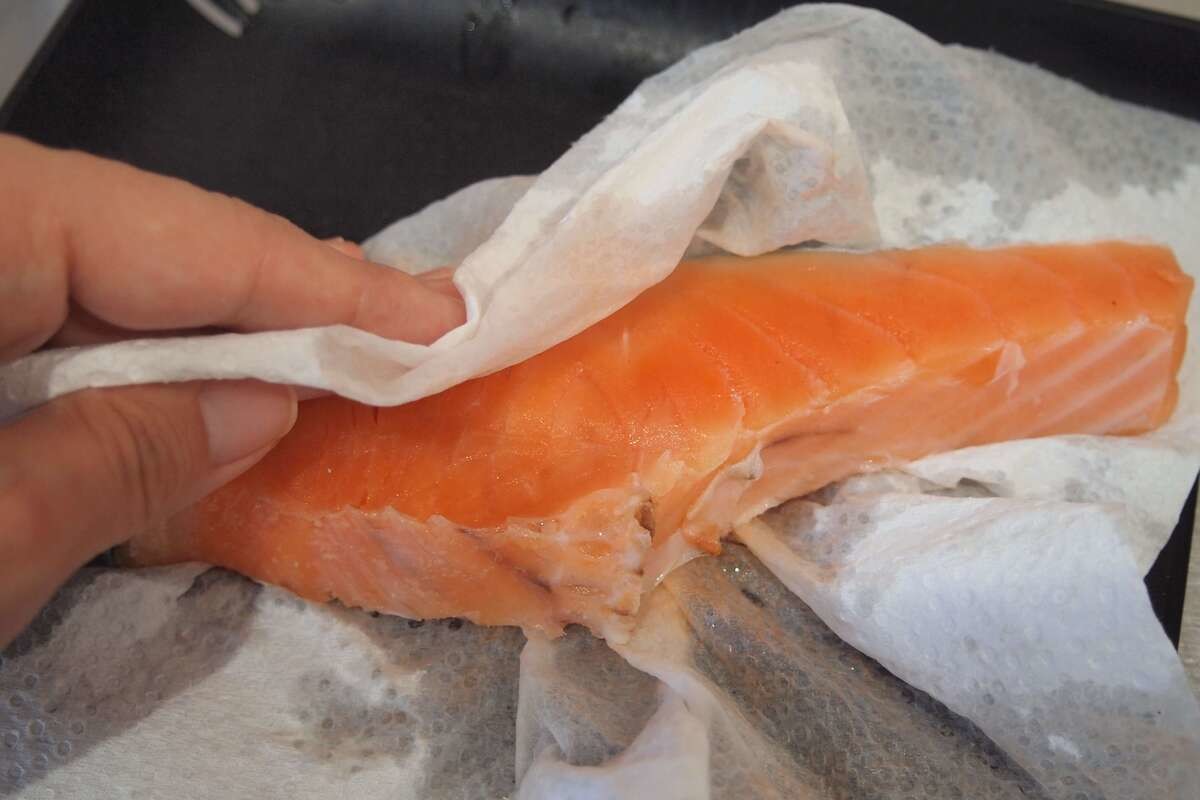 上田勝彦さんの「生臭さをなくす魚の焼き方」