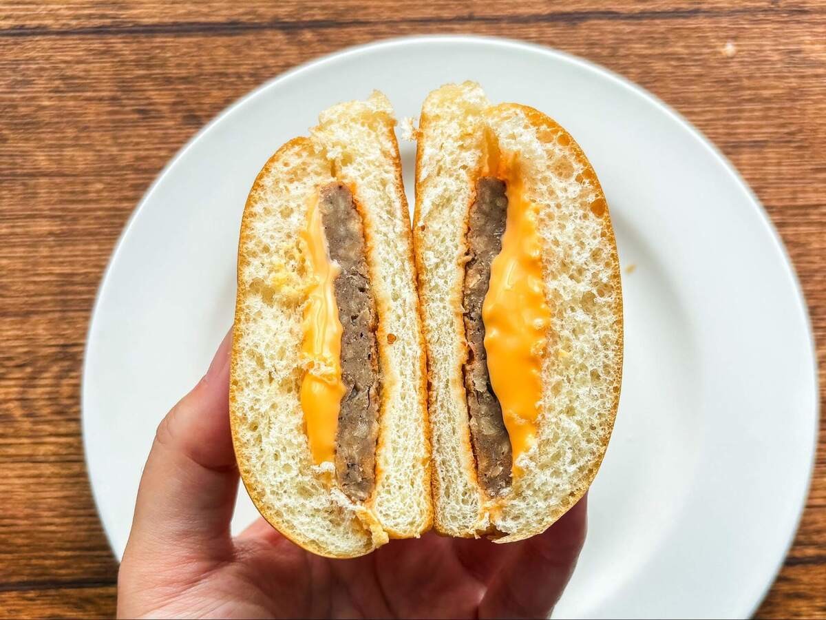 コスモスでしか買えない！専売パンを食べくらべ