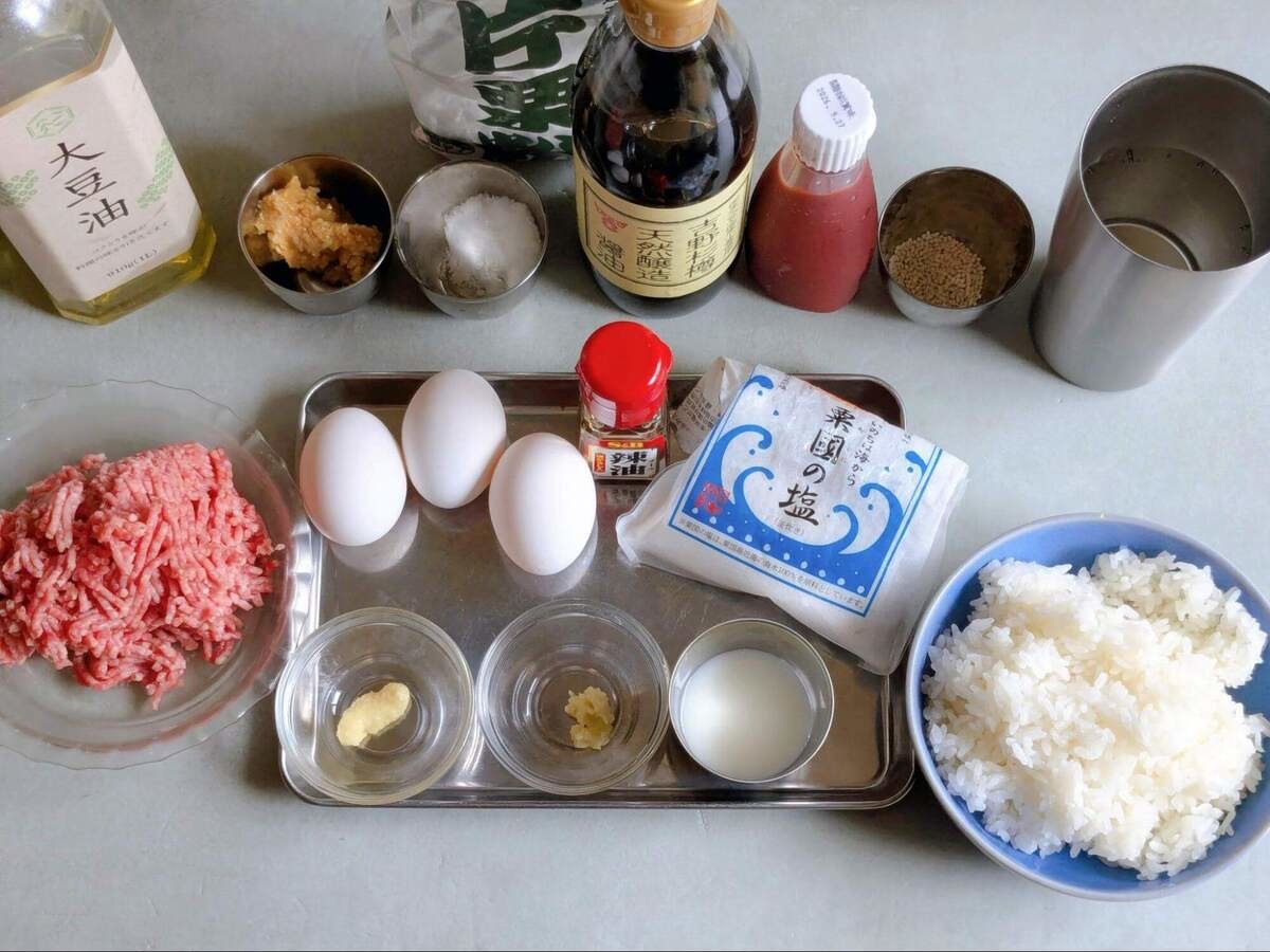 山本ゆりさん「肉みそ天津飯」