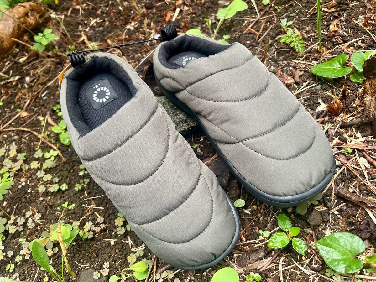 ワークマンの「ディアテックススリッポン」