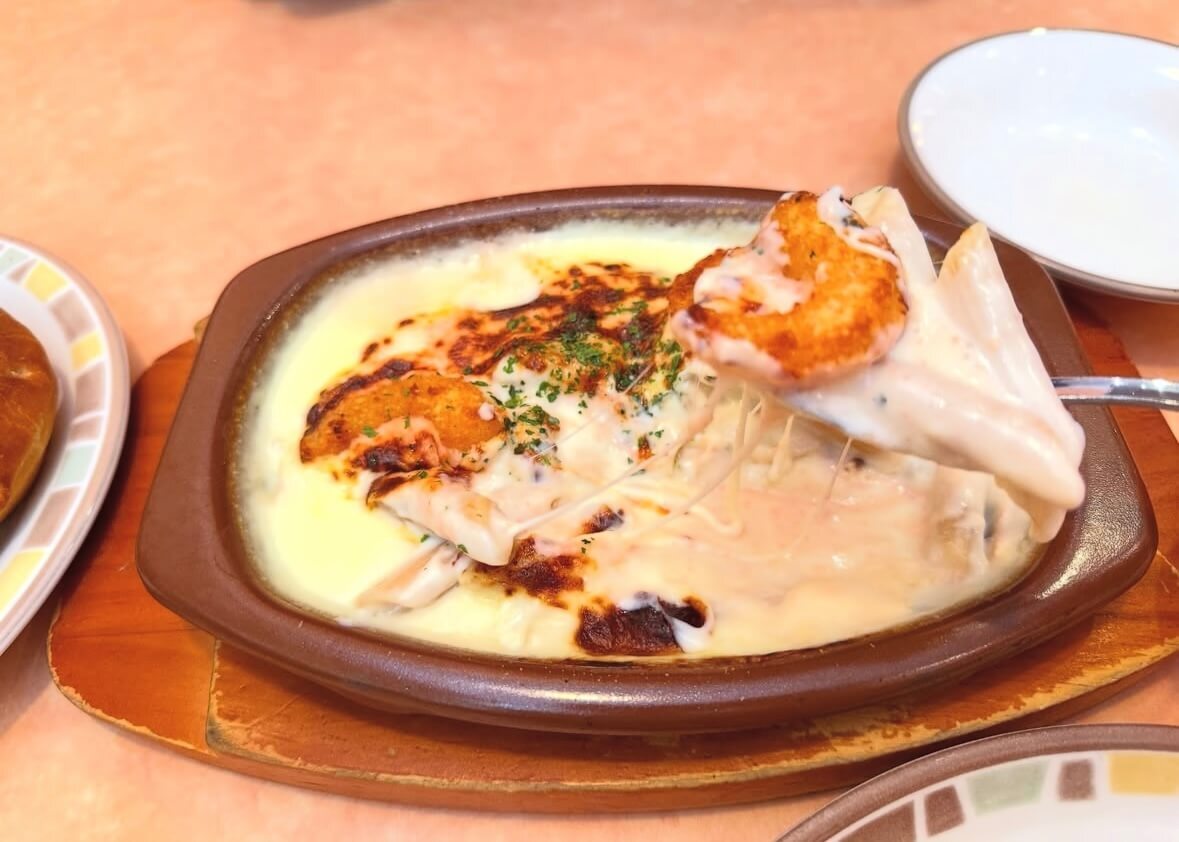 アツアツが嬉しい♪エビたっぷりグラタン