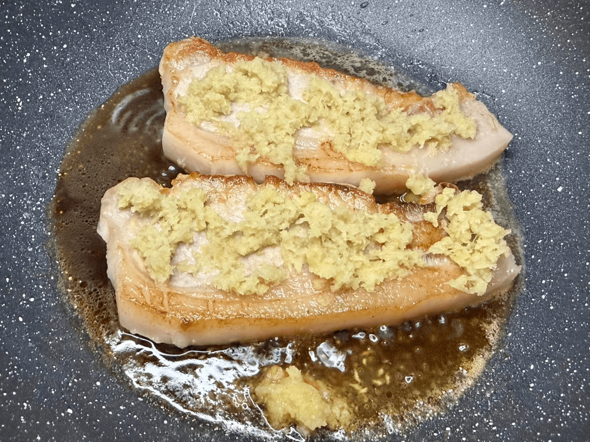 GACKTさん「生姜焼き風ポークステーキ」