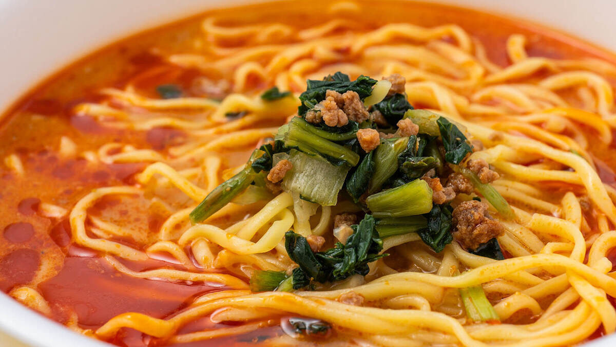 担担シリーズを監修したのは、こはく本舗の甲斐シェフ