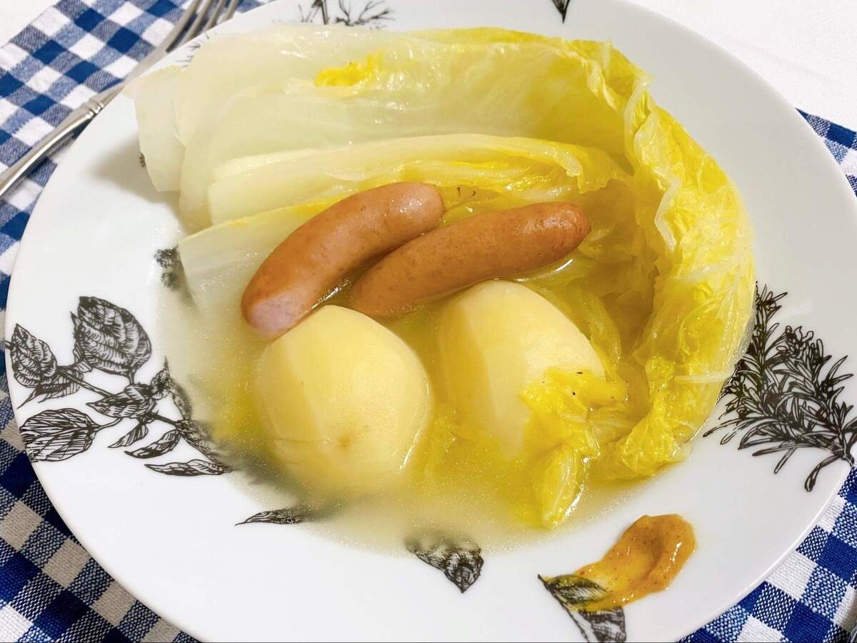 長谷川あかりさん「白菜とウインナーの昆布バターポトフ」