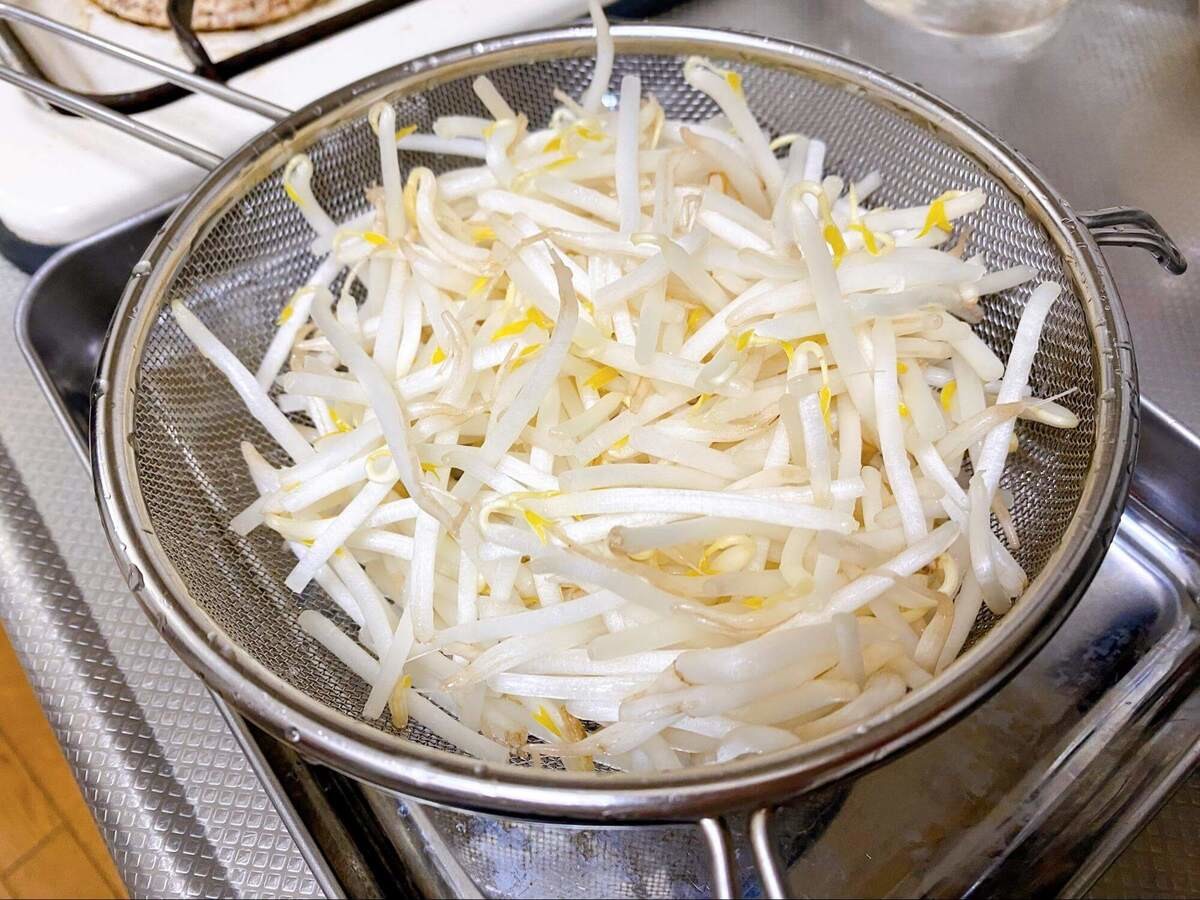 笠原将弘さん「もやし豚汁」のレシピ